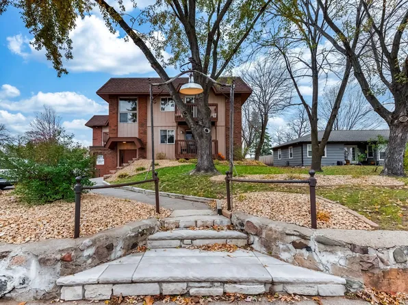 942 Main St NW APT G2, Elk River, MN 55330