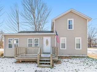 1109 Canal St, Three Rivers, MI 49093