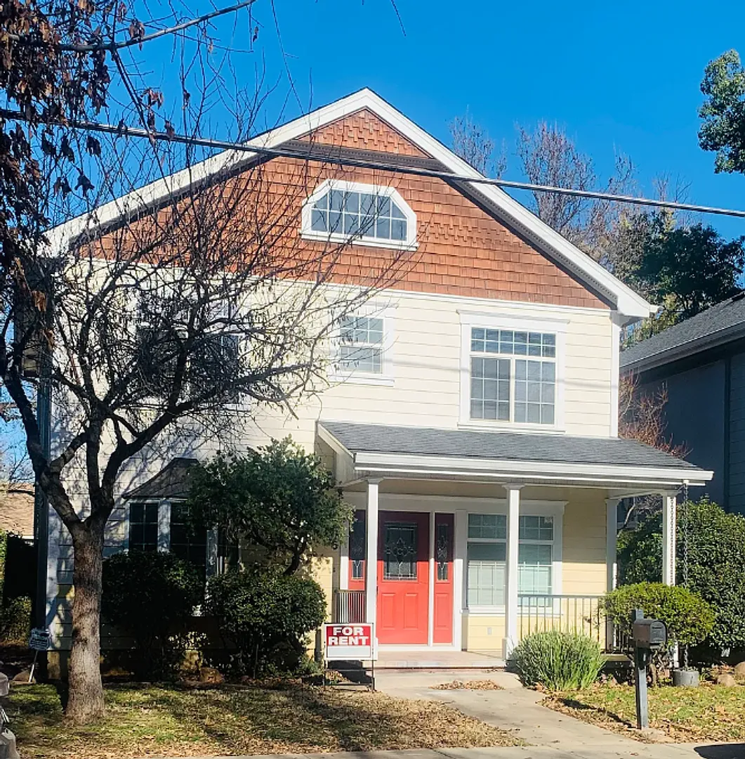 Beautiful 5 bedroom home available soon! — Photo 1