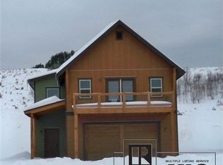 23520 Sagebrush Cir, Oak Creek, CO 80467