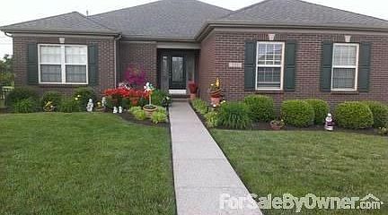 1st image of 221 Lebeau Dr