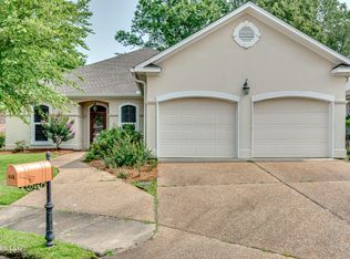 618 N Harbor Dr, Brandon, MS 39047