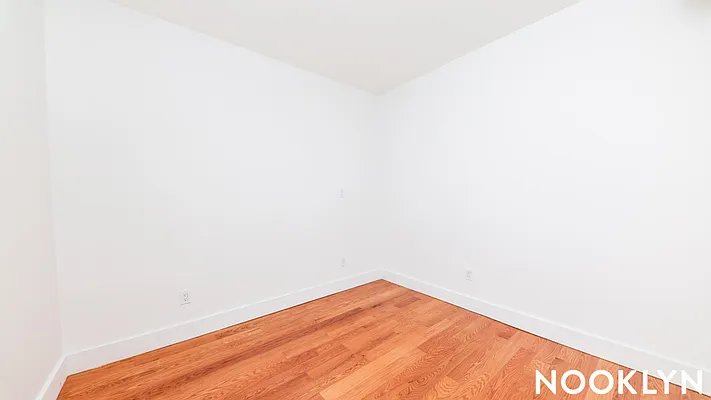 Rented by Nooklyn NYC LLC | media 21
