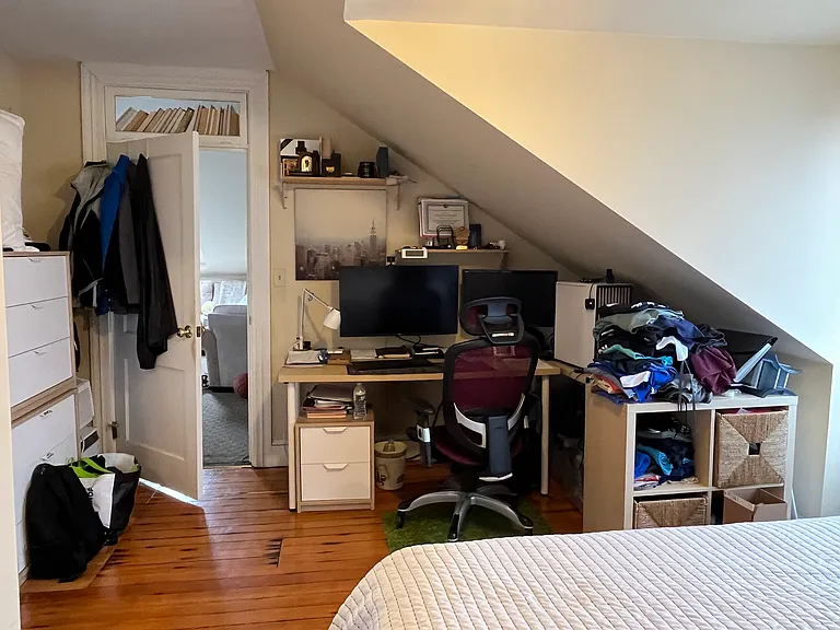 207 Broadway #302 — Photo 25