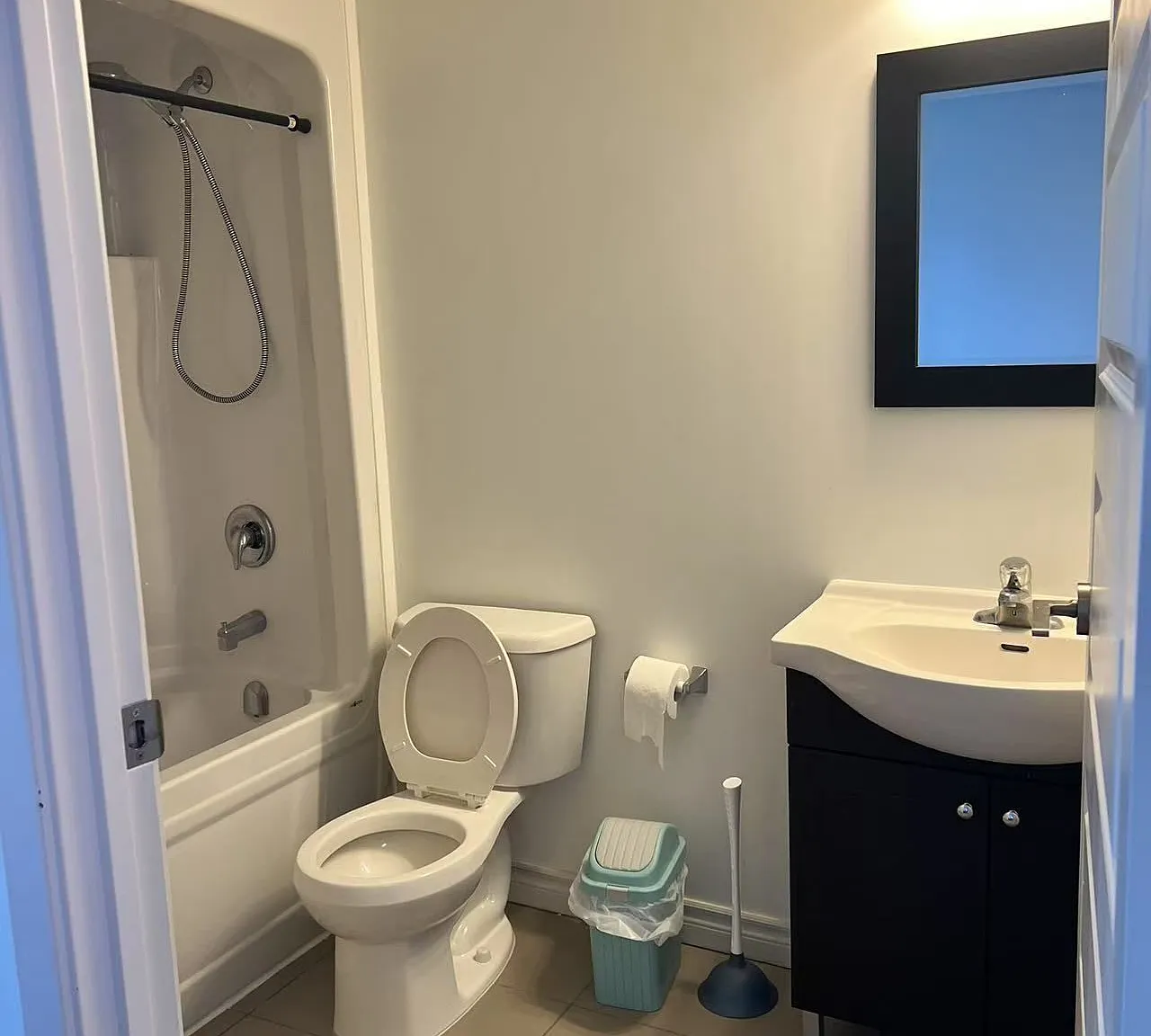 2 bed, $2,100 — Photo 2