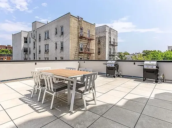 1941 Coney Is Avenue image 12 of 15