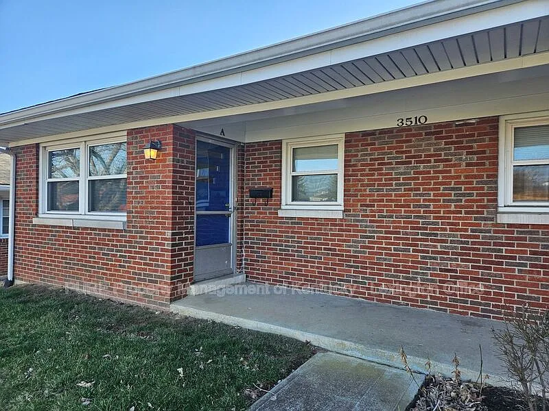 Building Photo - 3510 Lansdowne Dr #A