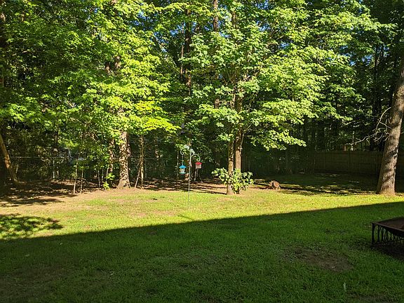 3rd image of 1 Pinion Pine Ln