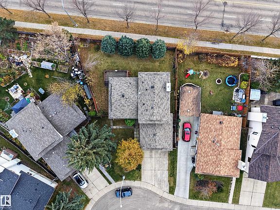 3rd image of 3135 145th Ave NW