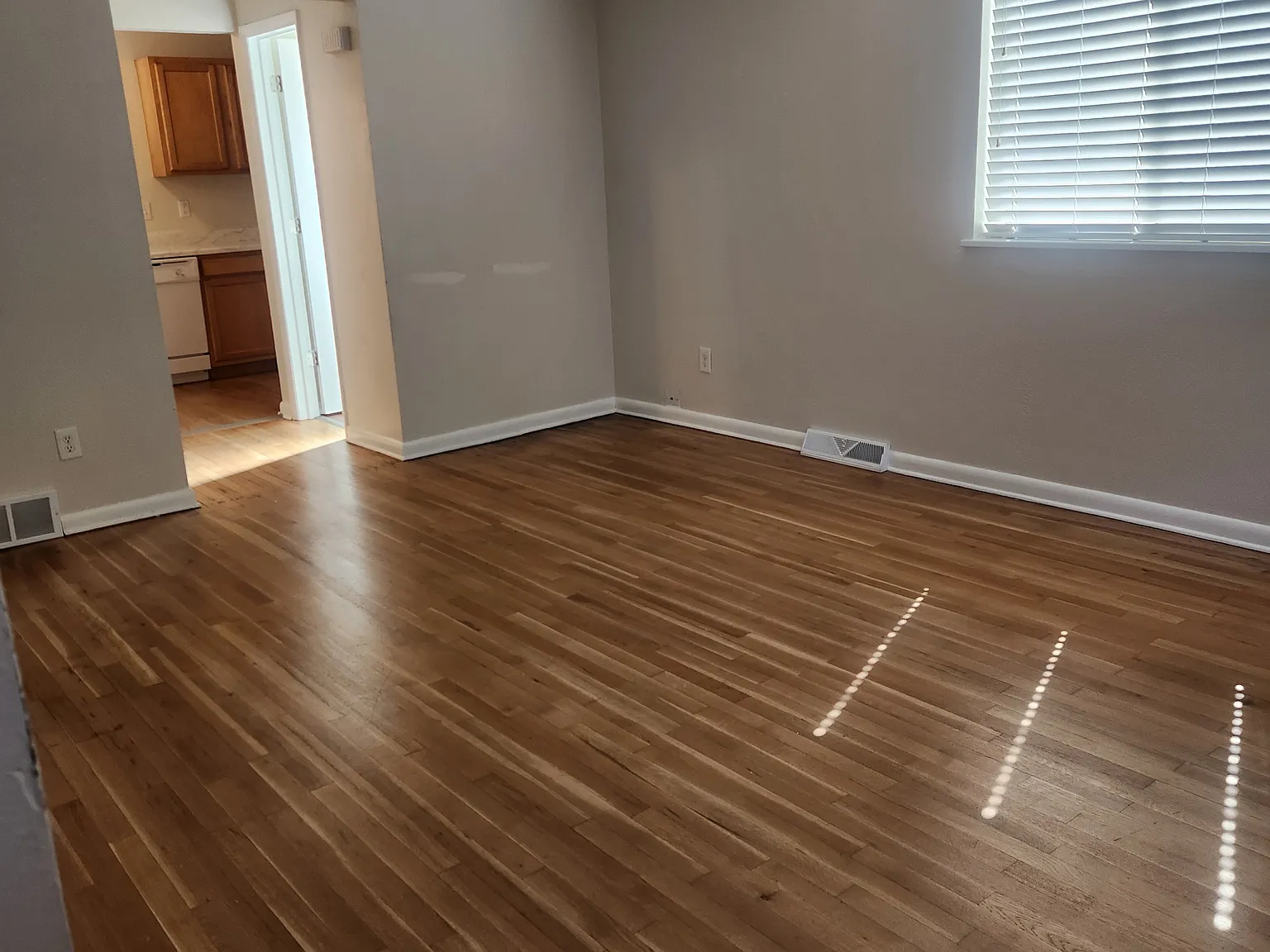 2 bed, 1.5 bath, 1000 sqft, $1,675 — Photo 4