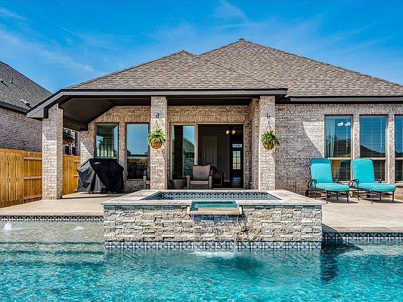 2nd image of 186 Prickly Poppy Loop