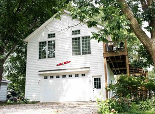 11676 N Elm Grove Dr, Syracuse, IN