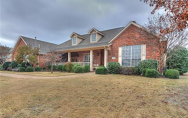 1st image of 5609 Overton Dr