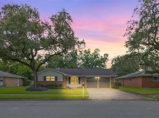 1916 Baywood Dr, Bay City, TX 77414