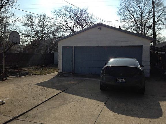 5th image of 506 Elwood Ave
