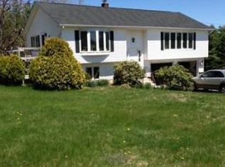 15 Lee Rd, Ware, MA 01082