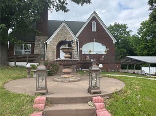 523 W Stephenson Ave, Harrison, AR 72601