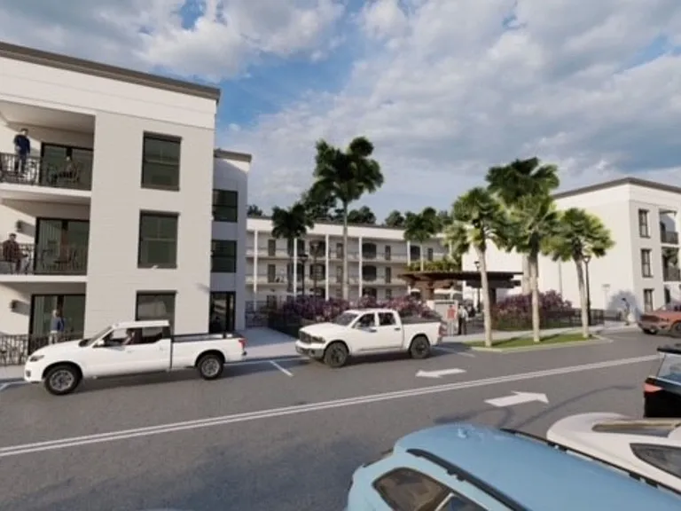 San Carlos Apartments — Photo 2