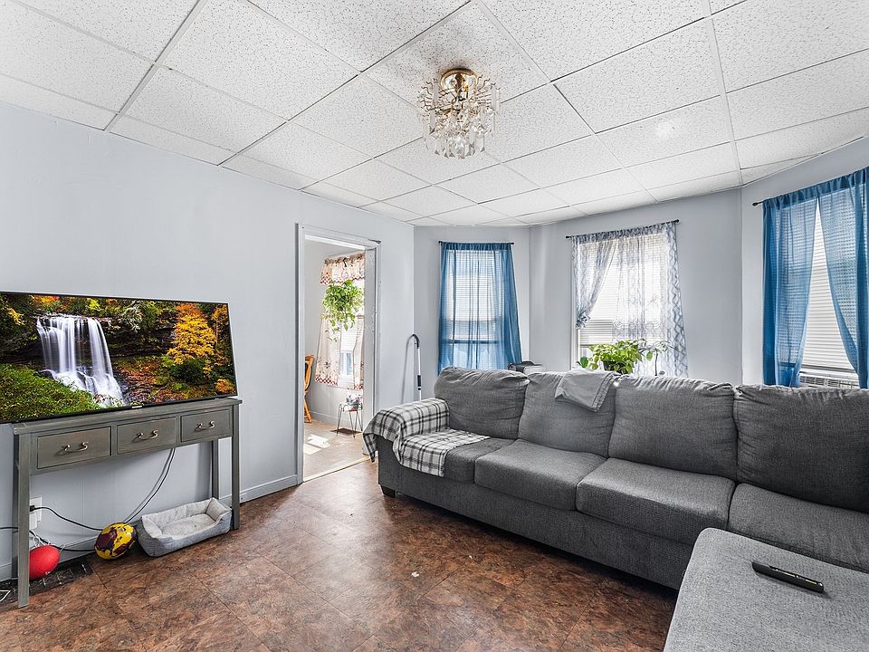 1st image of 13-15 Cass St