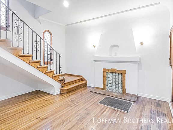 2nd image of 3963 W 7th St APT 5