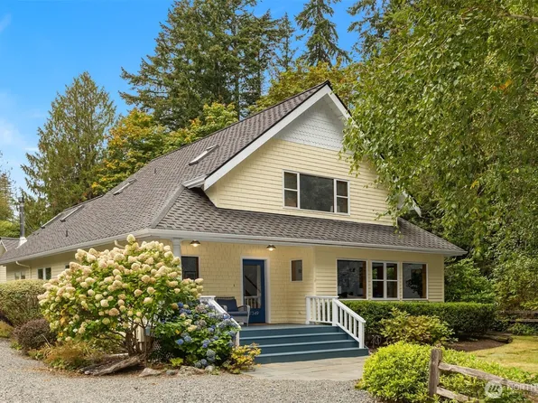 7349 Madrona Drive NE, Bainbridge Island, WA 98110