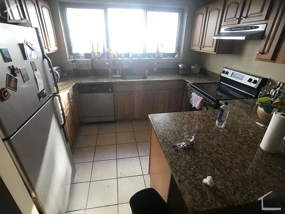 79 Brainerd Rd #1