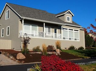 3510 SW Valleyview Dr, Redmond, OR 97756