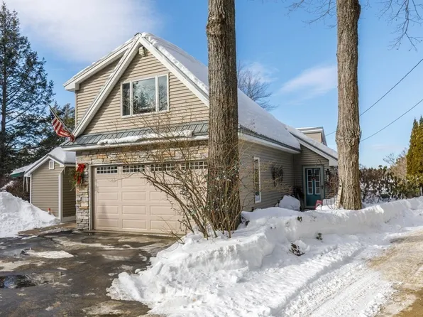 162 Sherbert Rd, Ashburnham, MA 01430