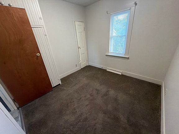 4th image of 4132 Race St
