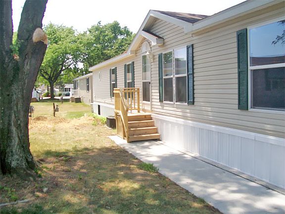 2nd image of 227 Belle Villa Blvd