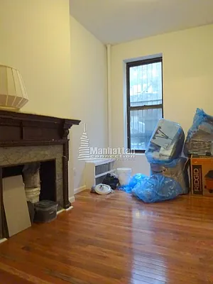 Rented by Manhattan Connection | media 30