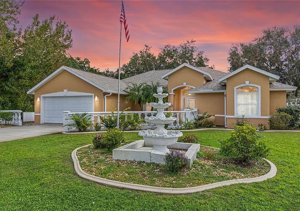 1st image of 5 Wild Rose Pl