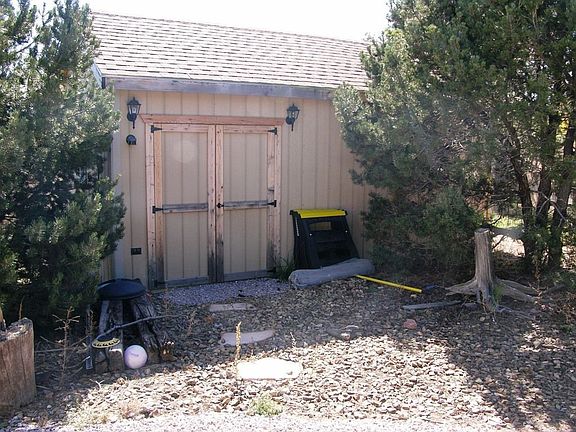 Shed for all your tools or toys 10x16!