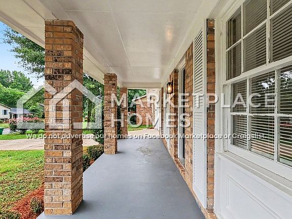 5th image of 3713 Stanford Cir