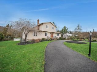 1 Ridings Ln, Chester, NY 10918
