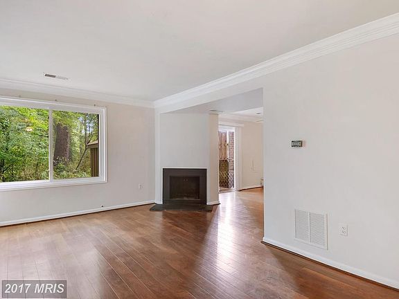 3rd image of 18747 Curry Powder Ln