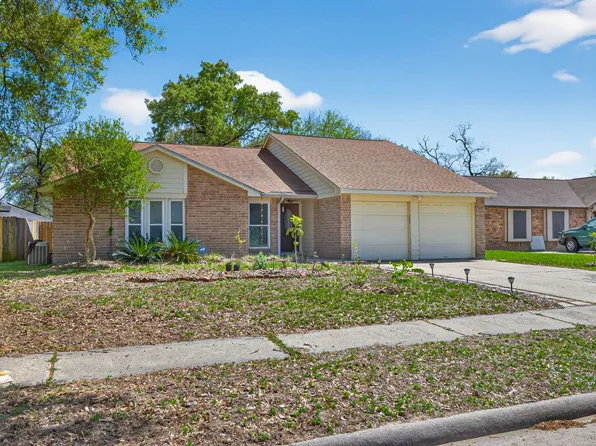 18918 Droitwich Dr, Humble, TX 77346