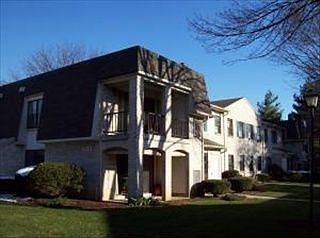 2nd image of 310 Valleybrook Dr