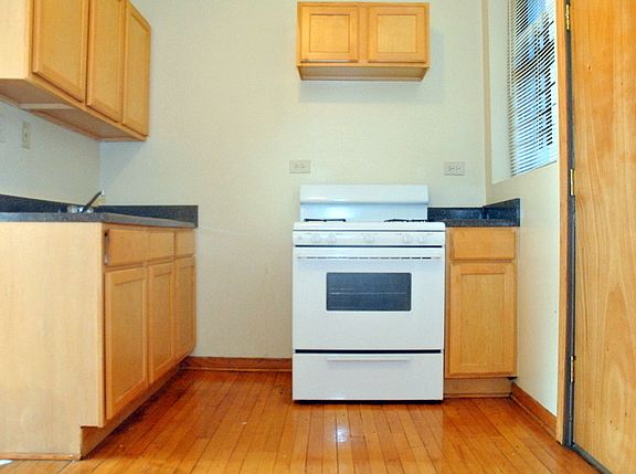 4th image of 7331 S Coles Ave APT 1W