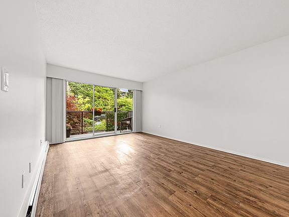 3rd image of 230 Mowat St #207
