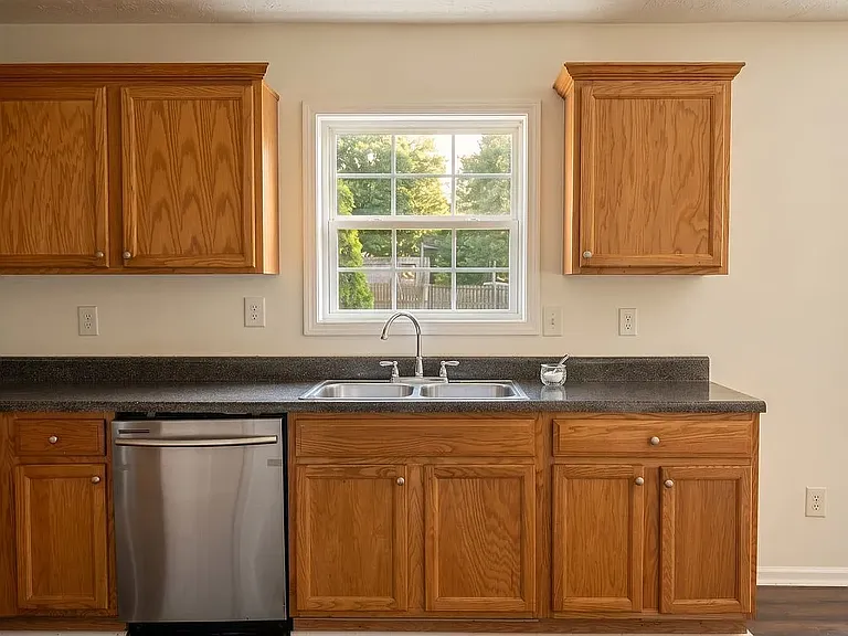 2909 Rusticwood Dr — Photo 11