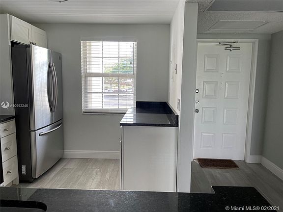 3rd image of 805 Cypress Blvd APT 205