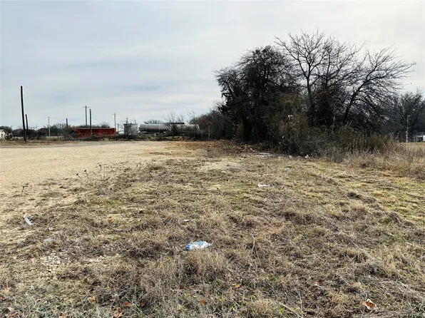 SE 5th St, Cross Plains, TX 76443