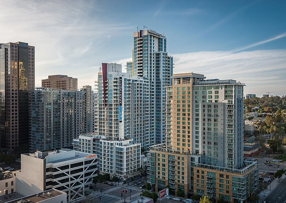 Vantage Pointe