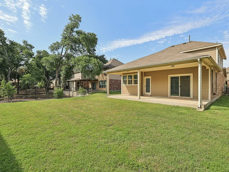 10418 Turnbull Loop — Photo 32