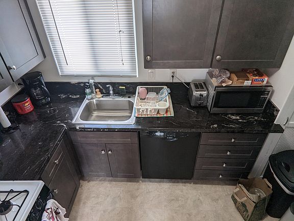 3rd image of 5066 Cape May Ave