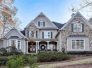 1535 Huntingford Dr, Marietta, GA 30068