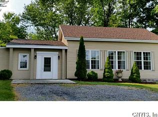 4231 Makyes Rd, Syracuse, NY 13215