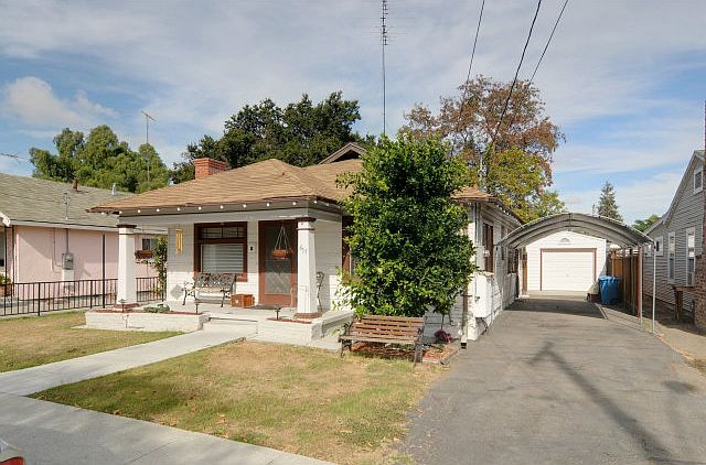 1st image of 651 Park Ct