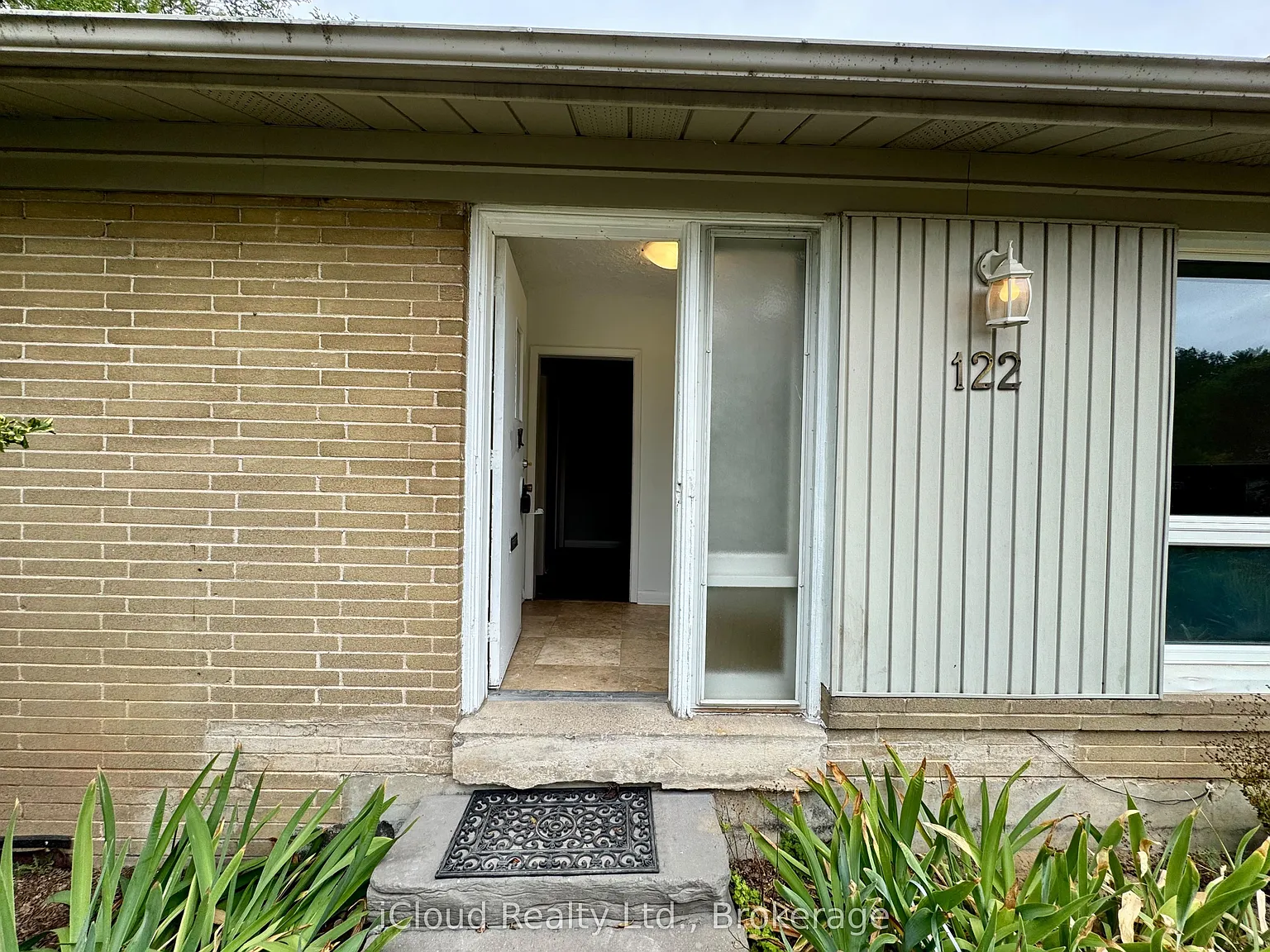 4 bed, $3,800 — Photo 4